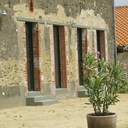 Familial A بيت للعطل *