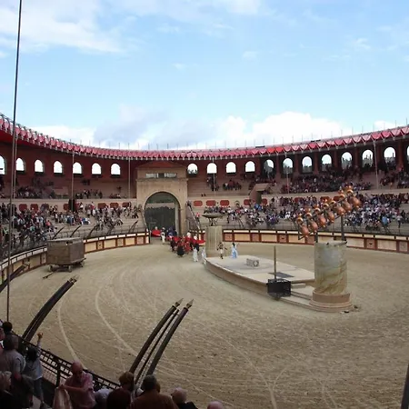 Familial A بيت للعطل *